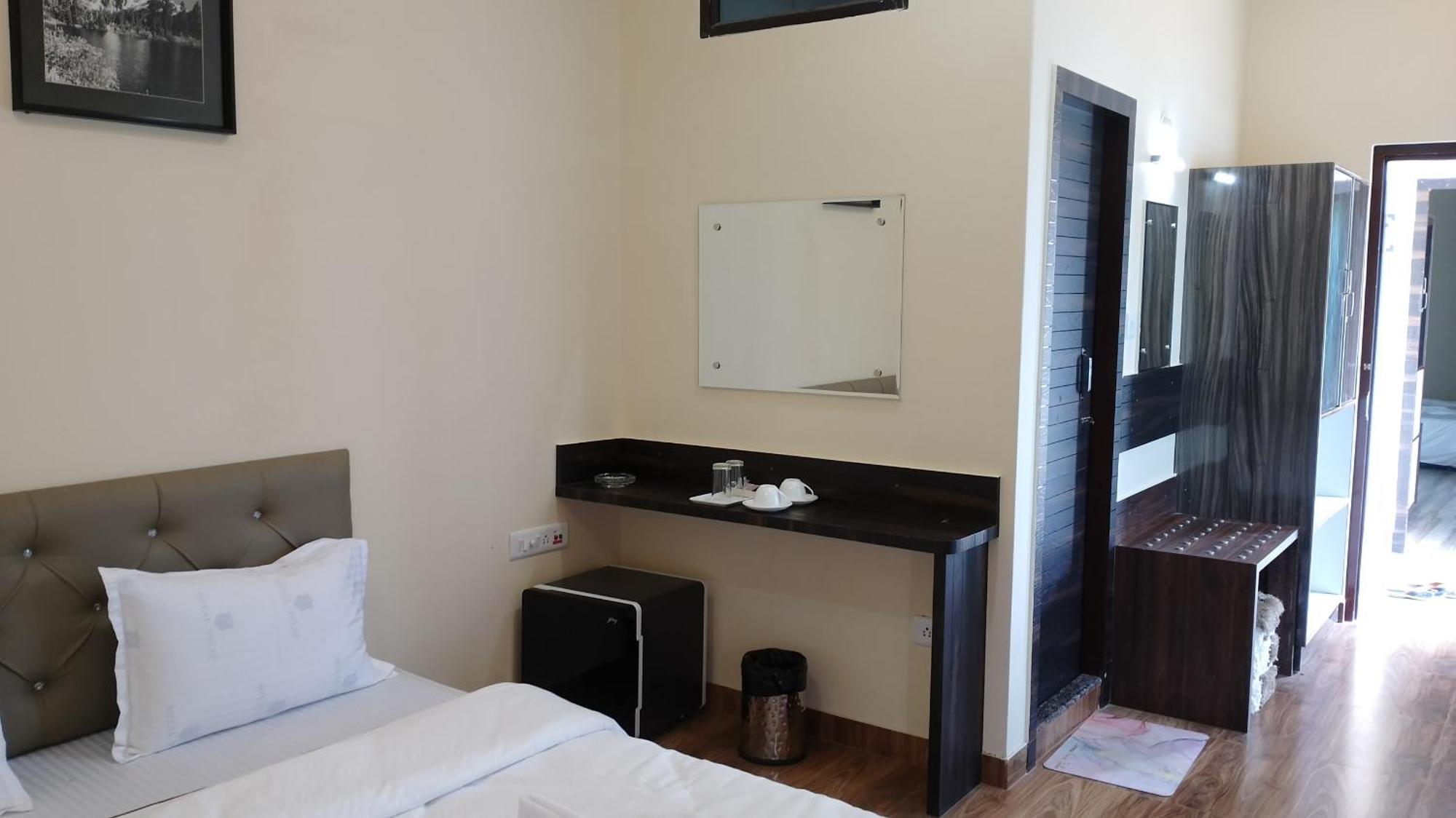 Whistling Wind Resorts By Stayapart Lataguri Bagian luar foto